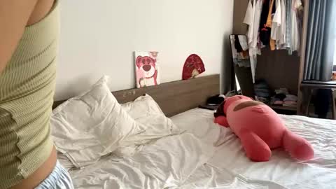 Lizz online show from November 27, 7:21 am