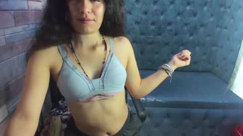 lizeth_garcia_ online show from October 18, 12:06 pm