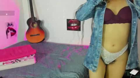 lizeth online show from September 9, 12:43 am