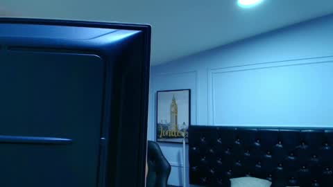 Lizz  online show from January 8, 11:21 am