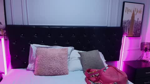 Lizz  online show from January 23, 11:48 am