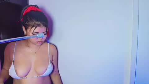 Lizz  online show from March 5, 11:49 am