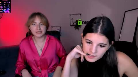Snapshot of lizzie_boom chatting on September 9, 12:26 pm lizzie_boom online show from September 9, 12:26 pm