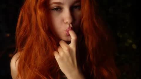 Elizabeth online show from October 16, 5:25 pm