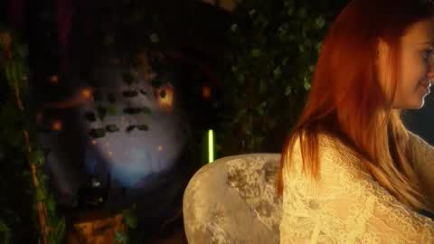 Elizabeth online show from October 24, 7:10 pm