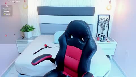        online show from January 15, 7:55 pm