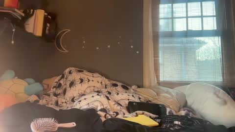 lizzybunny online show from March 1, 5:05 pm