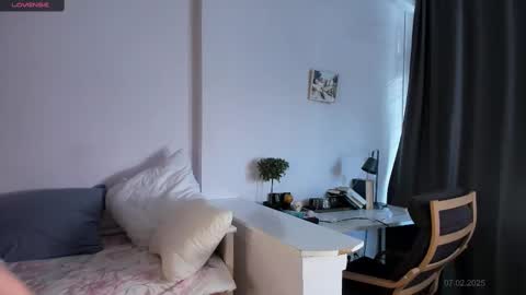 Arina online show from February 21, 8:29 am