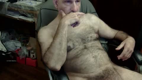 Snapshot of loades182025 chatting on September 27, 5:23 am loades182025 online show from September 27, 5:23 am