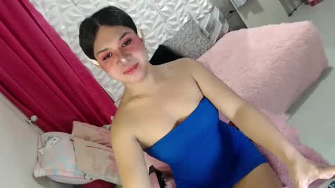 Thea online show from February 24, 9:31 pm