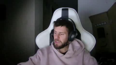 lobo online show from October 6, 10:40 pm