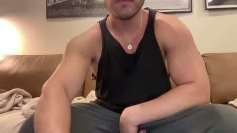 Snapshot of lockdownlove chatting on February 14, 9:45 am lockdownlove online show from February 14, 9:45 am