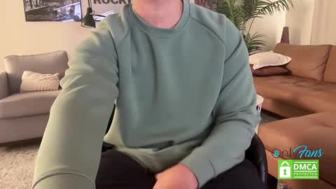 Snapshot of lockdownlove chatting on September 18, 1:13 pm lockdownlove online show from September 18, 1:13 pm