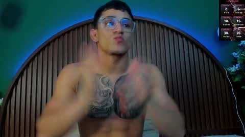 logan_griffin online show from October 29, 4:04 am