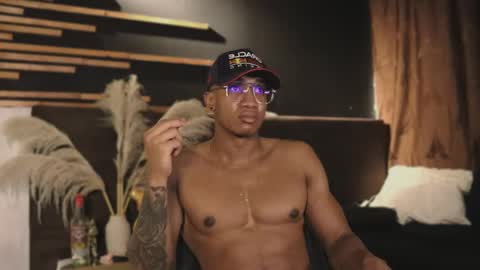 Snapshot of logan_varela chatting on January 22, 1:21 pm logan_varela online show from January 22, 1:21 pm