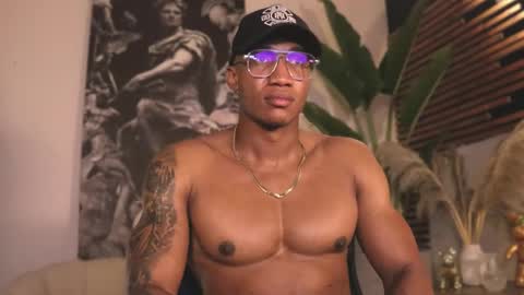 Snapshot of logan_varela chatting on February 8, 1:43 am logan_varela online show from February 8, 1:43 am