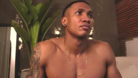 Snapshot of logan_varela chatting on February 27, 11:59 pm logan_varela online show from February 27, 11:59 pm