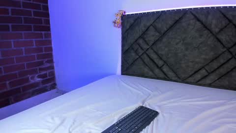 Logan online show from October 22, 7:52 am