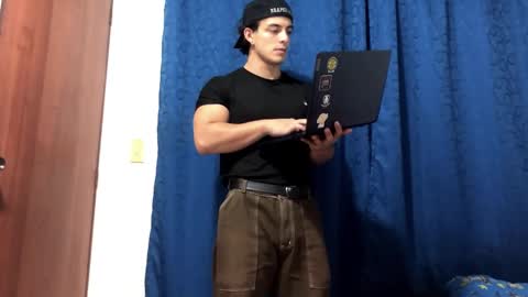 Logan online show from December 15, 2:08 am