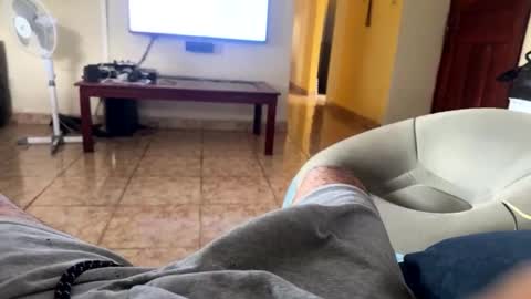 Snapshot of logandaimond chatting on November 23, 3:34 pm logandaimond online show from November 23, 3:34 pm