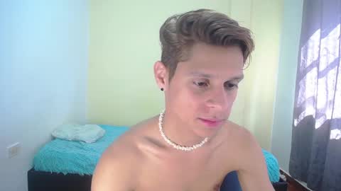 Snapshot of loganevans8 chatting on January 7, 4:05 pm Logan online show from January 7, 4:05 pm