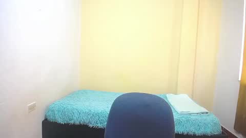 Snapshot of loganevans8 chatting on February 19, 7:05 pm Logan online show from February 19, 7:05 pm