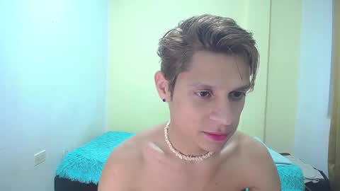 Snapshot of loganevans8 chatting on February 22, 8:07 am Logan online show from February 22, 8:07 am