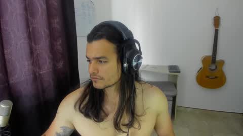 Snapshot of loganhot22 chatting on February 17, 5:10 pm Logan online show from February 17, 5:10 pm