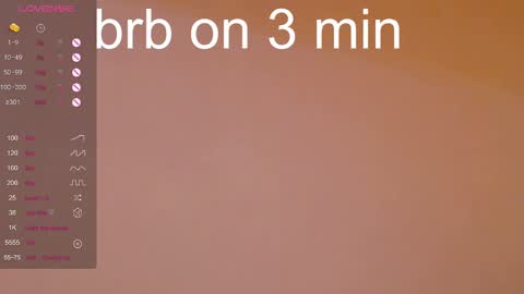 Snapshot of lola_dinky chatting on December 5, 6:44 pm Lola online show from December 5, 6:44 pm