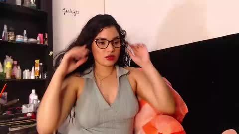 lolaa_staars online show from December 13, 5:16 am
