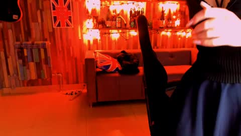 Snapshot of lolaasmus chatting on December 17, 8:45 am I consider myself the god Loki but life just calls me LOL online show from December 17, 8:45 am