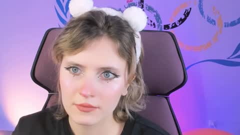 Snapshot of lolaasmus chatting on December 28, 2:10 pm I consider myself the god Loki but life just calls me LOL online show from December 28, 2:10 pm