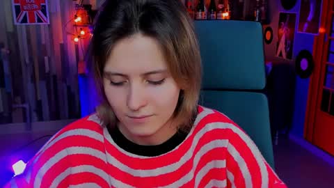 Snapshot of lolaasmus chatting on January 8, 11:10 am I consider myself the god Loki but life just calls me LOL online show from January 8, 11:10 am