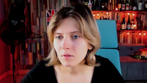 Snapshot of lolaasmus chatting on January 11, 5:10 am I consider myself the god Loki but life just calls me LOL online show from January 11, 5:10 am