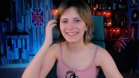 Snapshot of lolaasmus chatting on January 17, 11:06 am I consider myself the god Loki but life just calls me LOL online show from January 17, 11:06 am