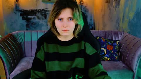 Snapshot of lolaasmus chatting on January 29, 5:19 am I consider myself the god Loki but life just calls me LOL online show from January 29, 5:19 am