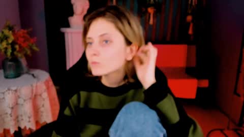 Snapshot of lolaasmus chatting on January 30, 12:27 pm I consider myself the god Loki but life just calls me LOL online show from January 30, 12:27 pm