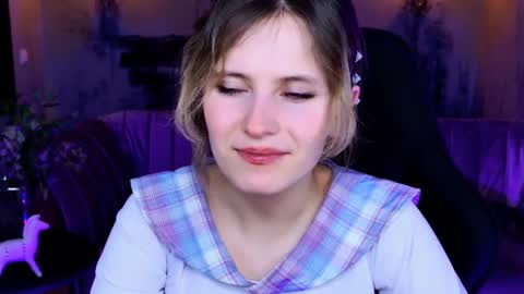 Snapshot of lolaasmus chatting on February 15, 2:22 pm I consider myself the god Loki but life just calls me LOL online show from February 15, 2:22 pm