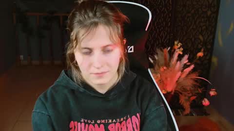 Snapshot of lolaasmus chatting on February 18, 1:55 pm I consider myself the god Loki but life just calls me LOL online show from February 18, 1:55 pm