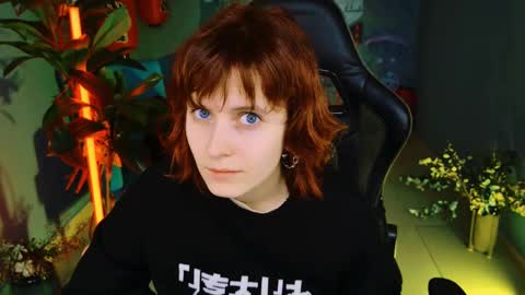 Snapshot of lolaasmus chatting on March 10, 9:10 am I consider myself the god Loki but life just calls me LOL online show from March 10, 9:10 am