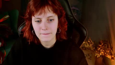 Snapshot of lolaasmus chatting on March 11, 8:09 am I consider myself the god Loki but life just calls me LOL online show from March 11, 8:09 am