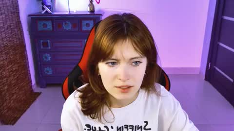 Snapshot of lolaasmus chatting on November 20, 3:23 pm I consider myself the god Loki but life just calls me LOL online show from November 20, 3:23 pm