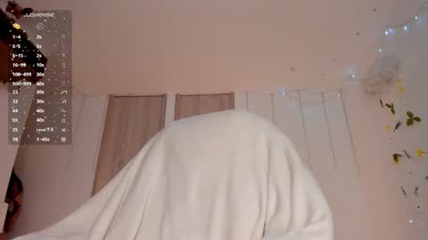 Snapshot of lolaberry_ chatting on January 27, 7:46 pm Lola Berry online show from January 27, 7:46 pm