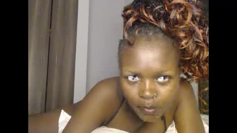 lolamia7 online show from February 25, 1:50 pm