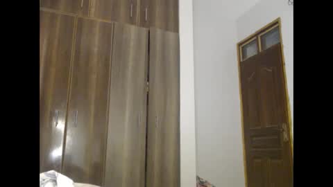 lolamia7 online show from February 26, 7:53 am