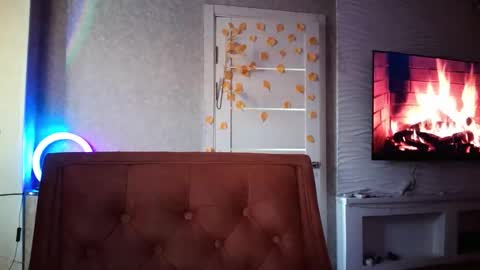 Lola online show from November 9, 11:41 am