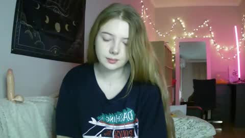 Lilly online show from December 26, 4:14 pm