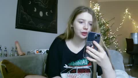 Lilly online show from January 12, 7:32 am