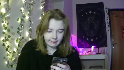 Lilly online show from February 17, 10:03 pm