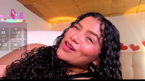 loly_marce online show from February 20, 9:20 pm